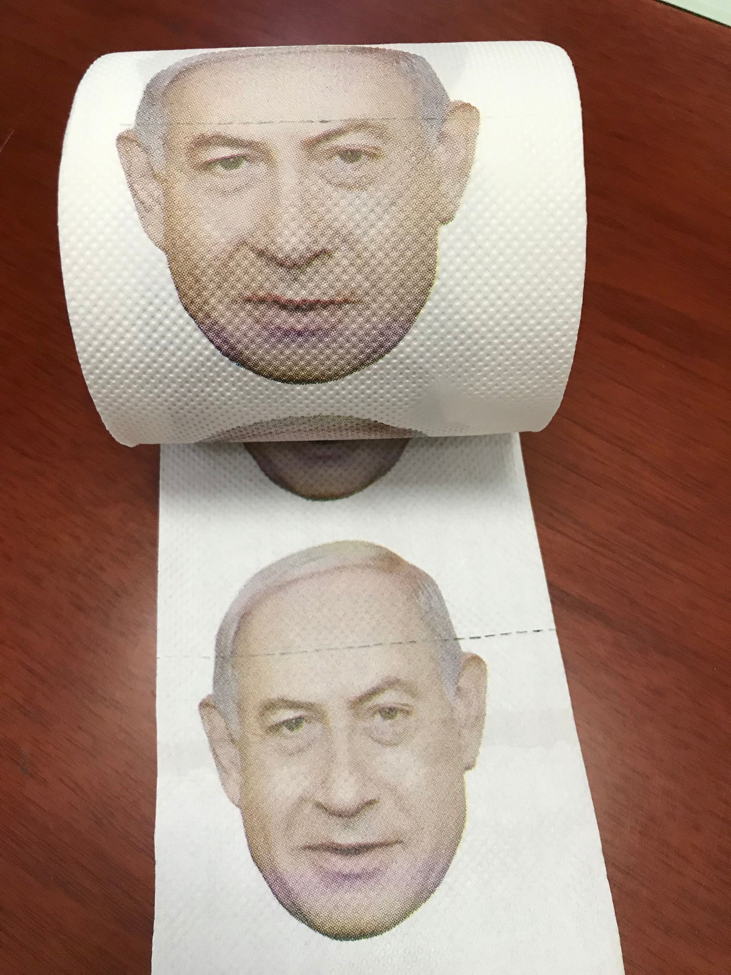 Netanyahu toilet paper